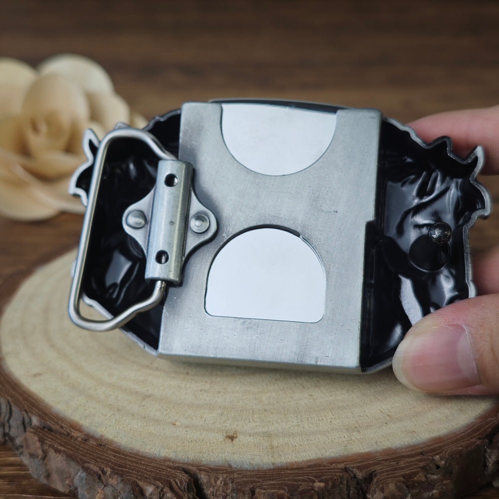 Horse Belt Buckle with Secret Lighter Inside - CowderryBelt BucklesSilver