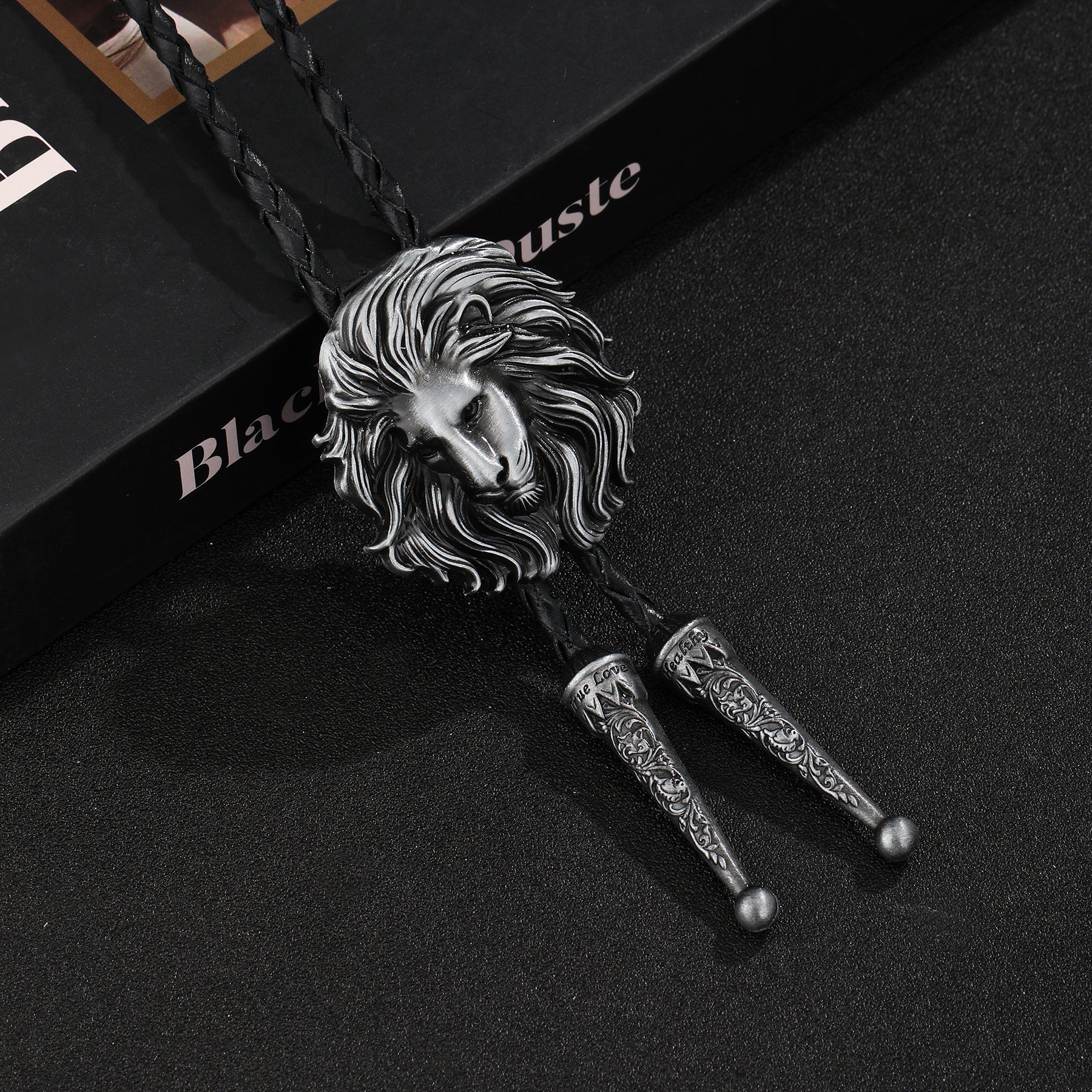 Lion Head Bolo Tie - CowderryBolo TieCalm Lion