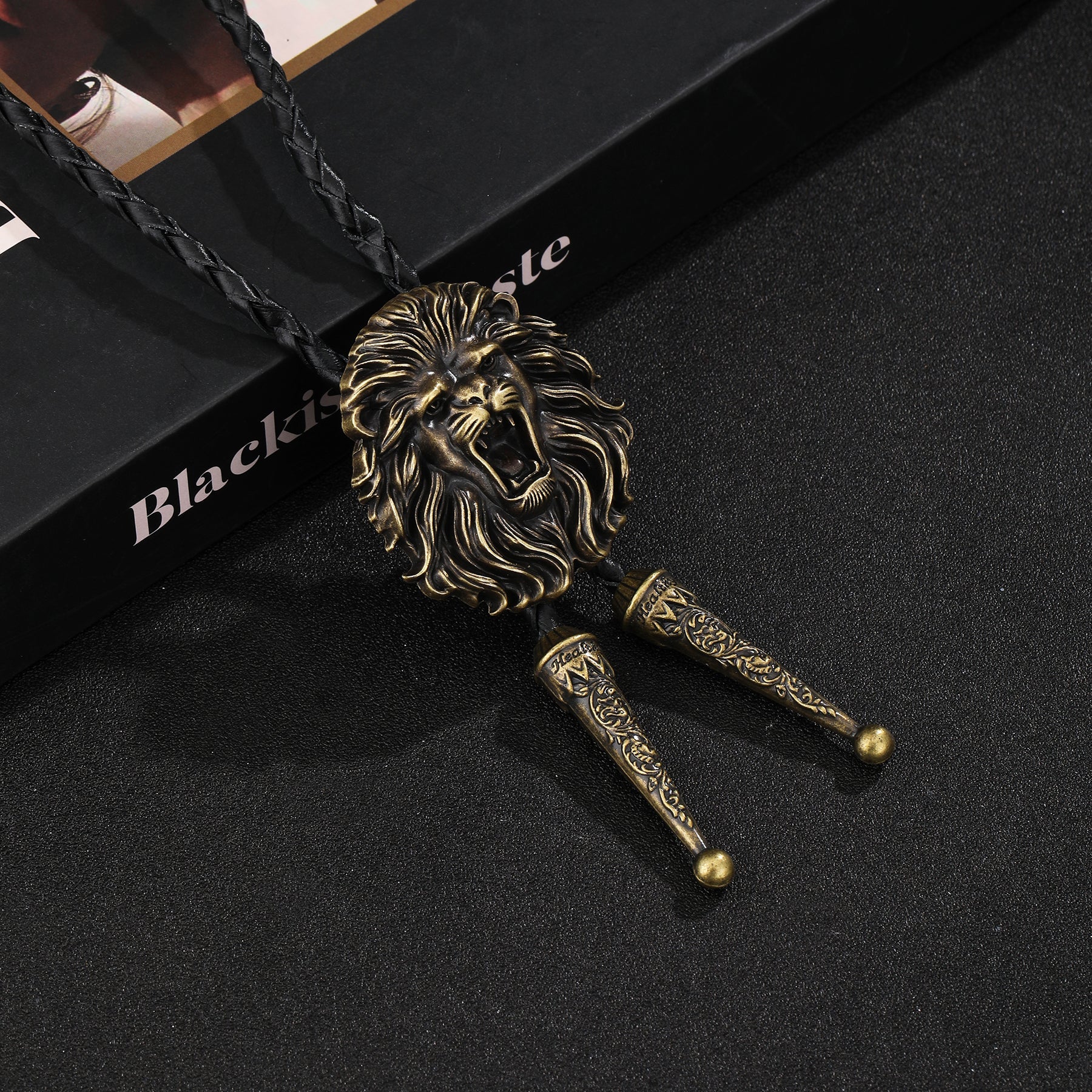 Lion Head Bolo Tie - CowderryBolo TieRoaring Lion