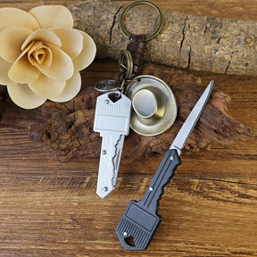 Vintage Western Cowboy Hat Keychain - CowderryKeychainsWhite